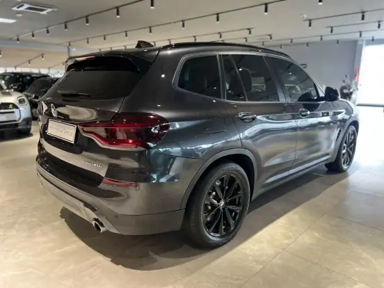 BMW-X3-2021