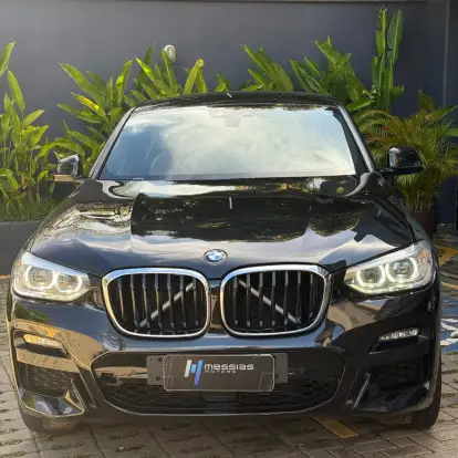 BMW-X4-2021