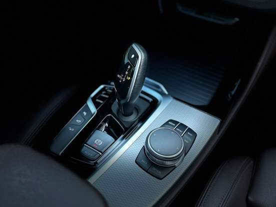 BMW-X4-2019