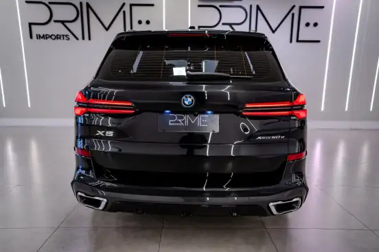 BMW-X5-2024