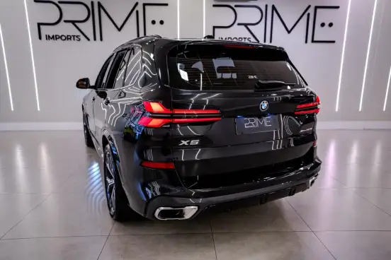 BMW-X5-2024