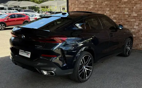 BMW-X6-2023