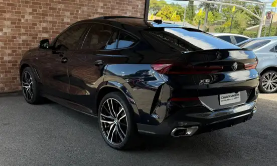 BMW-X6-2023