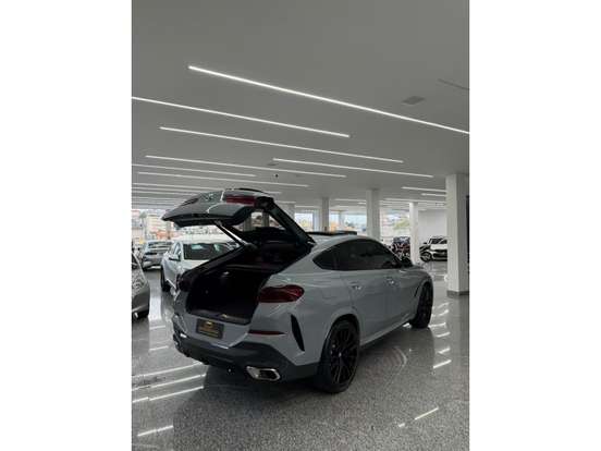 BMW-X6-2023