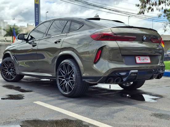 BMW-X6-2021