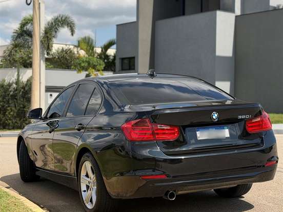 BMW-320i-2.0 16V TURBO ACTIVE FLEX 4P AUTOMÁTICO BMW-320i-2013