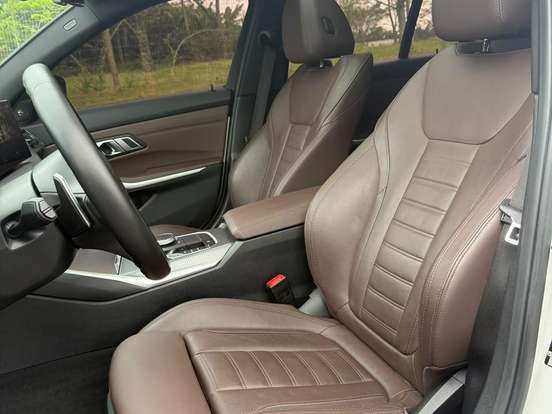 BMW-320i-2.0 16V TURBO FLEX M SPORT AUTOMÁTICO BMW-320i-2022