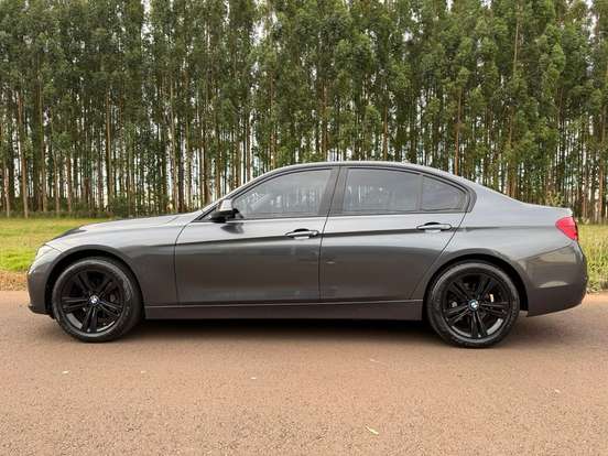 BMW-320i-2016