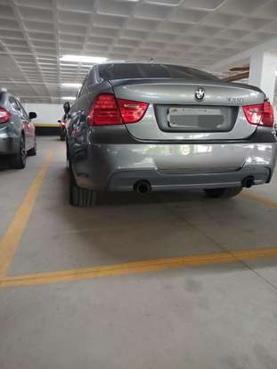 BMW-335i-2009
