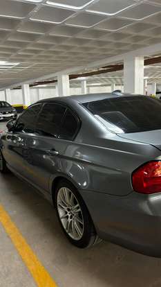BMW-335i-2009