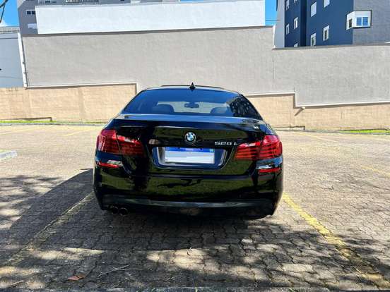 BMW-528i-2014