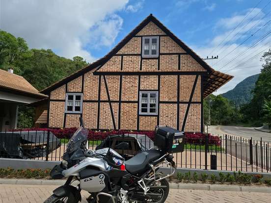 BMW-F 900 GS ADVENTURE BMW-F 900 GS ADVENTURE-2024