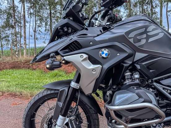 BMW-R 1250 GS PREMIUM TRIPLE BLACK BMW-R 1250 GS PREMIUM TRIPLE BLACK-2023