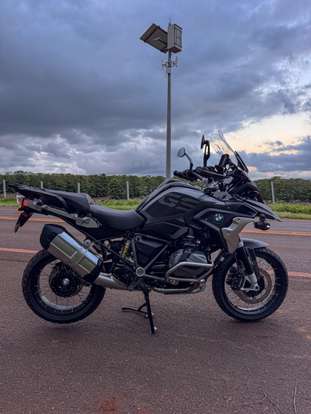 BMW-R 1250 GS PREMIUM TRIPLE BLACK-2023