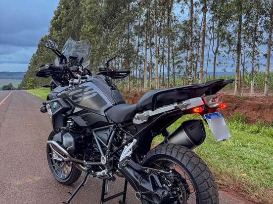 BMW-R 1250 GS PREMIUM TRIPLE BLACK BMW-R 1250 GS PREMIUM TRIPLE BLACK-2023