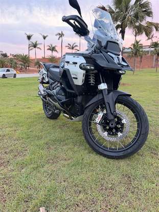 BMW-R 1300 GS TRIPLE BLACK-2025
