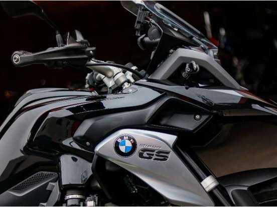 BMW-R 1200 GS TRIPLE BLACK-2017