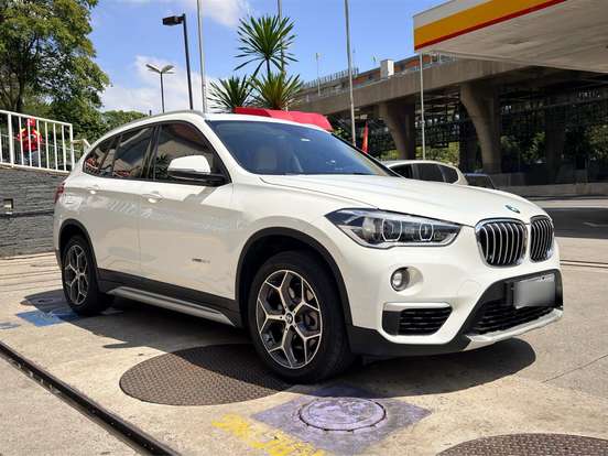 BMW-X1-2.0 16V TURBO ACTIVEFLEX SDRIVE20I 4P AUTOMÁTICO BMW-X1-2017