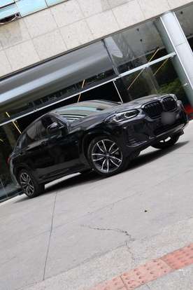 BMW-X4-2023