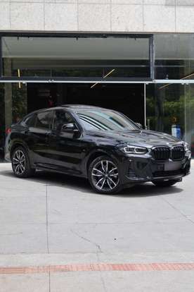 BMW-X4-2023