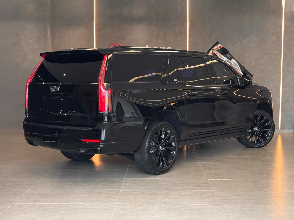Cadillac Escalade — foto 4