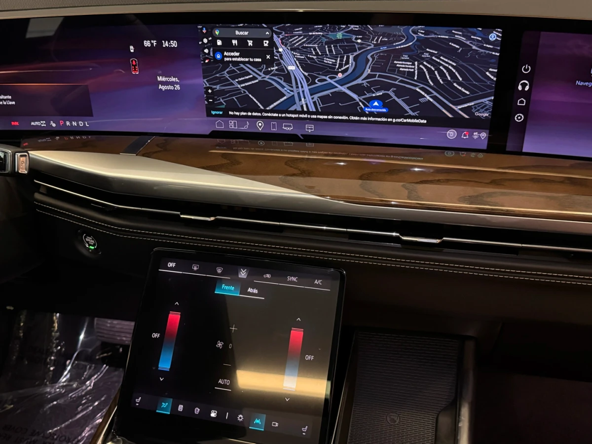 Cadillac Escalade — foto 14