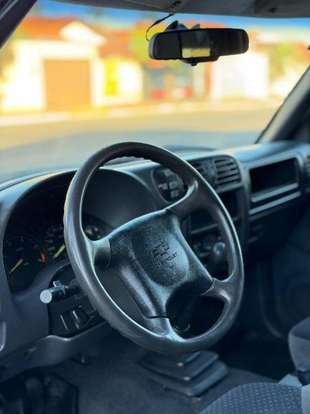 CHEVROLET-BLAZER-2001