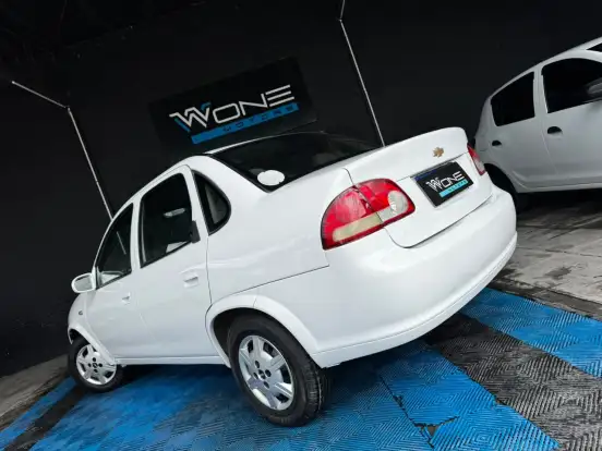 CHEVROLET-CLASSIC-2011