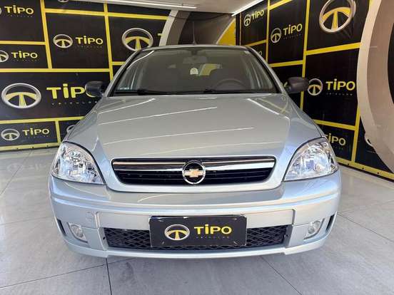 CHEVROLET-CORSA-2011