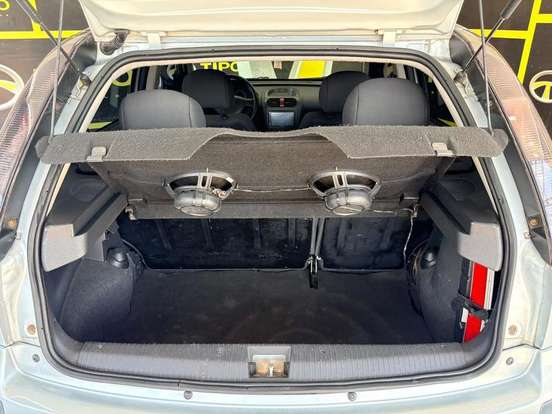 CHEVROLET-CORSA-2011