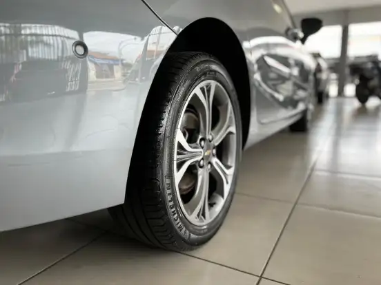 CHEVROLET-CRUZE-2019