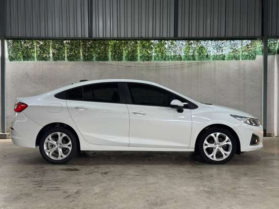 CHEVROLET-CRUZE-2021