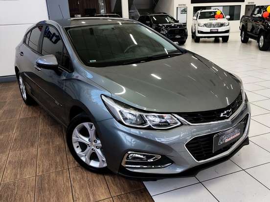 CHEVROLET-CRUZE-2018