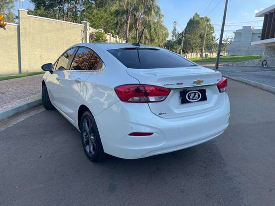 CHEVROLET-CRUZE-2021