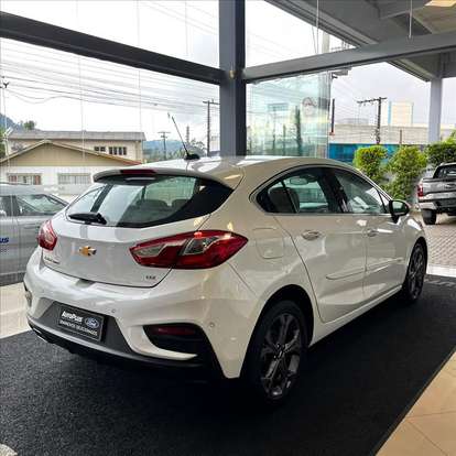 CHEVROLET-CRUZE-2019