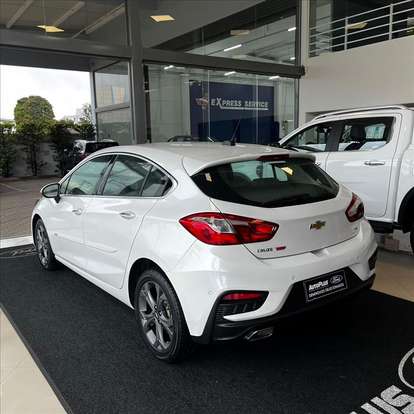 CHEVROLET-CRUZE-2019