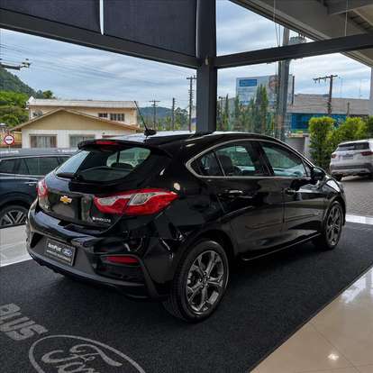 CHEVROLET-CRUZE-2019