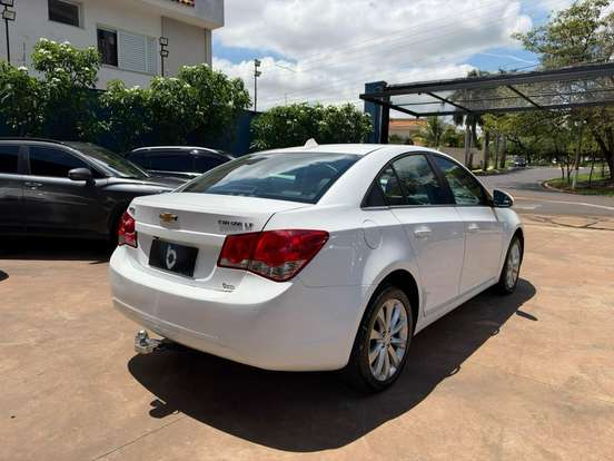CHEVROLET-CRUZE-1.8 LT 16V FLEX 4P AUTOMÁTICO CHEVROLET-CRUZE-2015