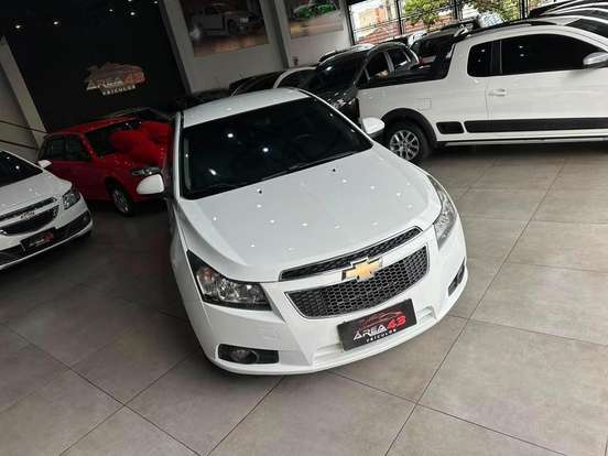 CHEVROLET-CRUZE-2014