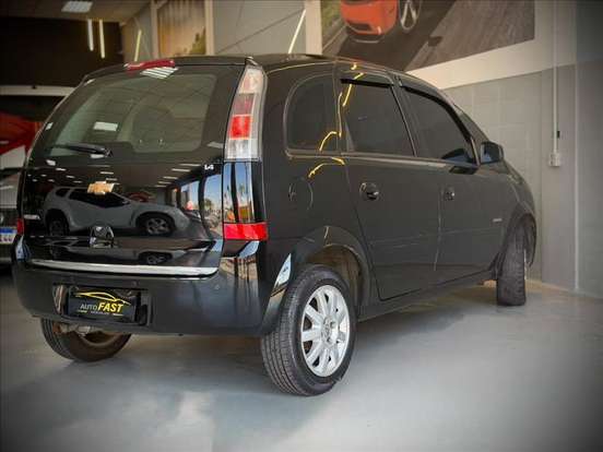 CHEVROLET-MERIVA-2010