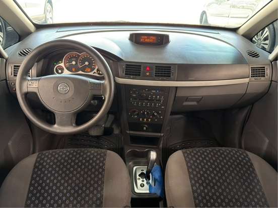 CHEVROLET-MERIVA-2010