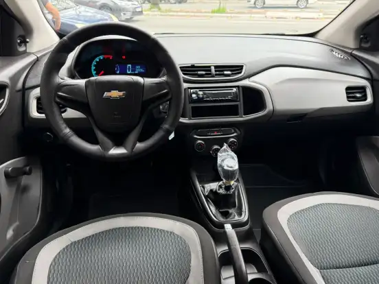 CHEVROLET-ONIX-2016