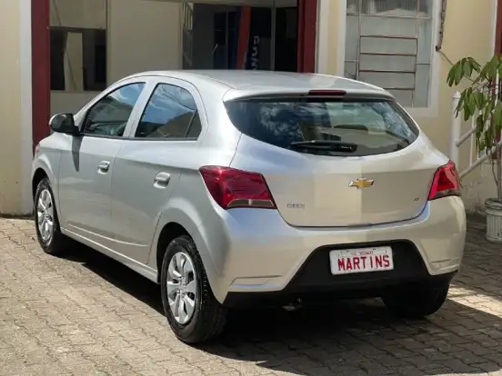CHEVROLET-ONIX-1.0 MPFI LT 8V FLEX 4P MANUAL CHEVROLET-ONIX-2017