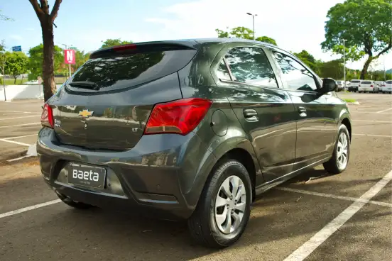 CHEVROLET-ONIX-2017