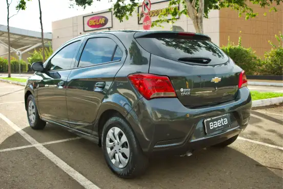 CHEVROLET-ONIX-2017