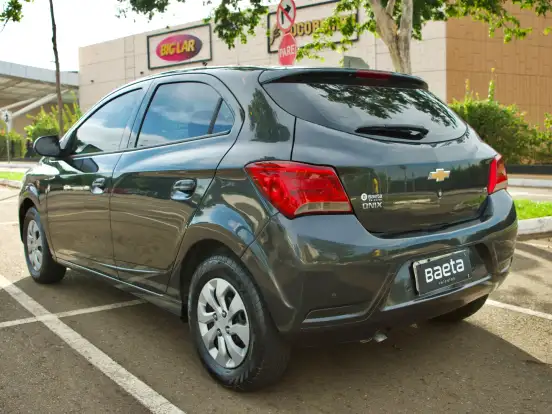 CHEVROLET-ONIX-1.0 MPFI LT 8V FLEX 4P MANUAL CHEVROLET-ONIX-2017