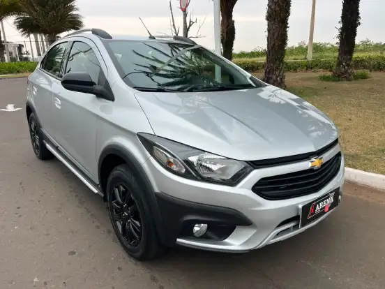 CHEVROLET-ONIX-2018