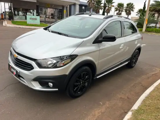 CHEVROLET-ONIX-1.4 MPFI ACTIV 8V FLEX 4P AUTOMÁTICO CHEVROLET-ONIX-2018