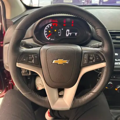 CHEVROLET-ONIX-2018