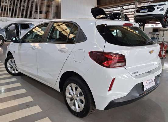 CHEVROLET-ONIX-2021